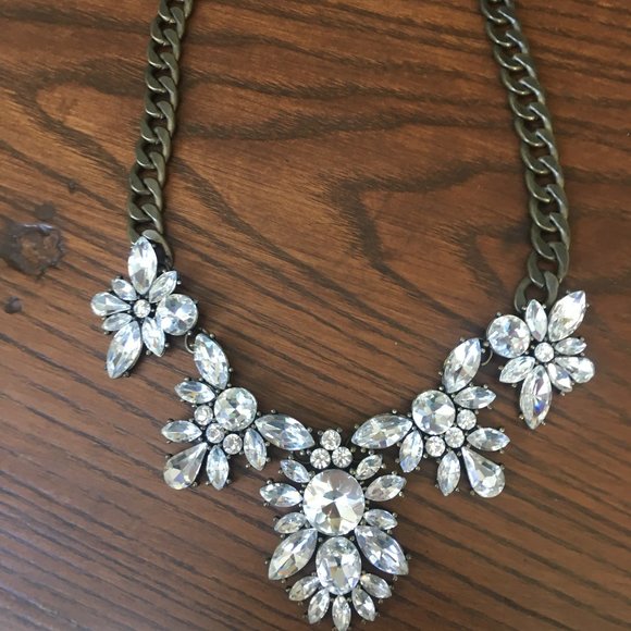 Fantastic crystal and brass vintage look statement necklace. - Picture 2 of 5